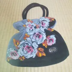 Item thumbnail for item 1d95b5d9-1b46-4002-904e-f678f70e13ef