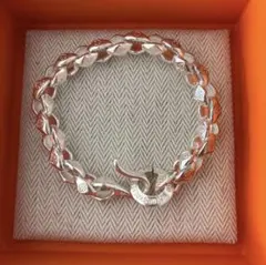 Item thumbnail for item 9dccbf6a-0f84-4d80-8b2a-5e8d215648ea