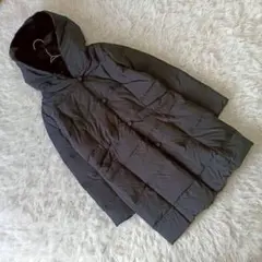 美品『ドゥクラッセ』 (L) ダウンコート フーデッド ファー付き くるみボタン