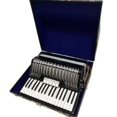 【レア物】YAMAHA ヤマハ アコーディオン YA-80 ハードケース付きのサムネイル