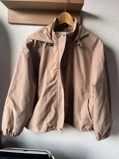 ベージュ フード付き マウンテンパーカー