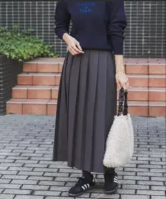 URBAN RESEARCH DOORS 片ヒダプリーツスカートのサムネイル