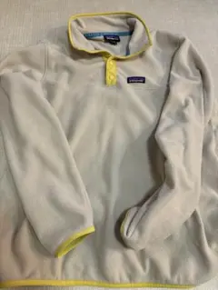 patagonia シンチラ M クリーム色