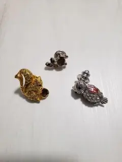 Leilian含む3個セット ピンバッジ ピンバッチ うさぎ ふくろう りすのサムネイル
