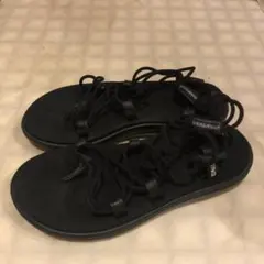 Teva サンダル ブラックのサムネイル
