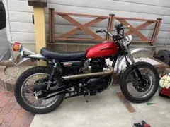 トライアンフ ボンネビル シート ブリティッシュカスタム ハンドル