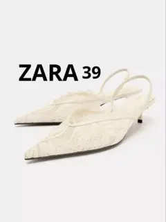 ZARA 刺繍＆レースキトンヒールシューズ　パンプス ホワイト 39のサムネイル