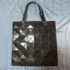 BAO BAO ISSEY MIYAKE トートバッグ ブラックのサムネイル