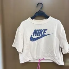 NIKE 半袖カットソー クロップド丈 ロゴ入りのサムネイル