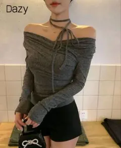 SHEIN DAZY クロス オフショルダー 韓国風 リボン付き 長袖Tシャツ