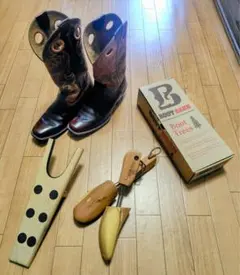 BOOT BARN Ariat ウエスタンブーツ ブーツツリー ブーツ着脱器