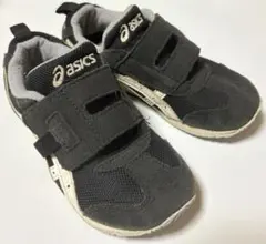 アシックス　スニーカー　ブラック　18センチ