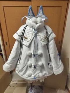 エ*ュ様 コスプレ FGO オベロン 第一再臨 衣装 羽根、靴付き - メルカリ