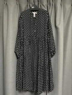 【試着のみ】ビアズリー　ドットギャザーワンピース　水玉