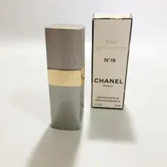 CHANEL シャネル N°19 オードトワレ 50ml スプレー 香水 箱付き