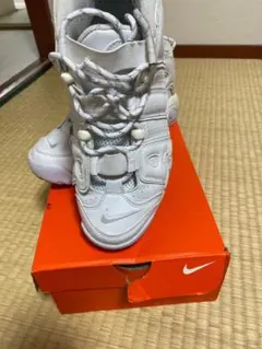 ナイキ エアモアアップテンポ