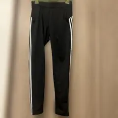 adidas ブラックジャージパンツ