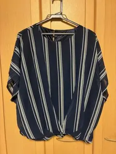 新品 ゆったり トップス Lのサムネイル
