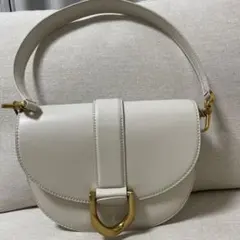 2025年最新】charles & keith バッグ ホワイトの人気アイテム - メルカリ