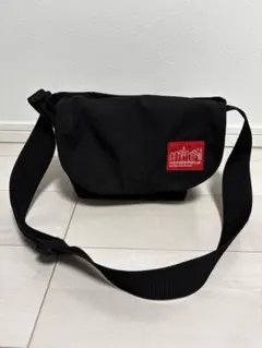 Item thumbnail for item 6d0825fb-9948-4b08-8a4a-0ee7d3a21c58