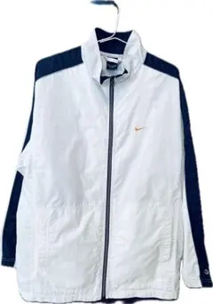 Nike フルジップナイロンジャケット ホワイト/ネイビー　海外Mサイズ