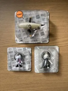 新品未開封品BUMP OF CHICKEN ニコルほかキーホルダー