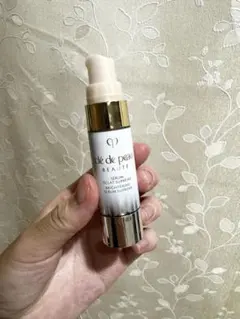 クレドポーボーテ セラムエクラＳ 美容液 特製サイズ 9ml