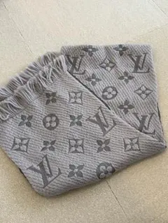 ルイヴィトン　モノグラムエシャルプロゴマニアマフラーグレー