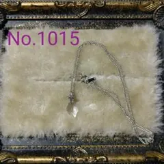 スワロフスキーネックレス　クロス　ハンドメイド　クリスタル