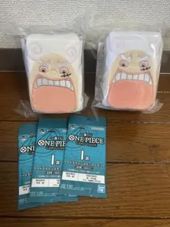 ワンピースカードゲーム　くじ　E賞ぬいぐるみマルチカードケース　おまけ付