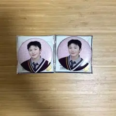 SEVENTEEN HOLIDAY ウジ 缶バッジ　2個セット