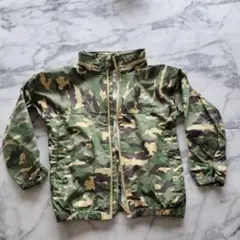 アウター　迷彩　120サイズ BREEZE