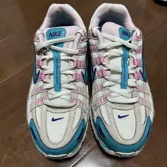 Nike エアクッションスニーカー ホワイト/ピンク/ブルー