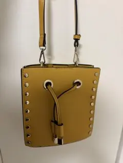 ZARA スタッズ付きショルダーバッグ イエロー