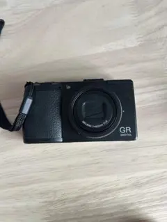 【美品】完動品　RICOH GR ブラック　1620万画素 美品】完動品 RICOH GR ブラック 1620万画素 - メルカリ