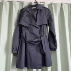 ダークグレー トレンチコート