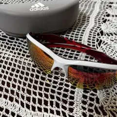 adidas スポーツサングラス ケース付き