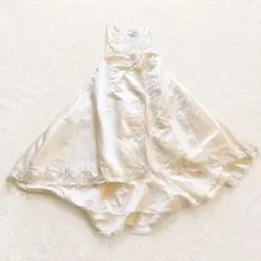 YNS WEDDING ホワイト 編上げタイプ 刺繍 ビジュー装飾 トレーン付き