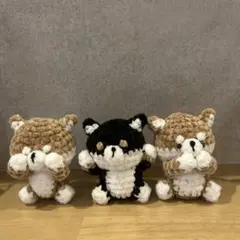 ふわふわ糸で編んだ見ざる聞かざる言わざる柴犬のあみぐるみセットのサムネイル