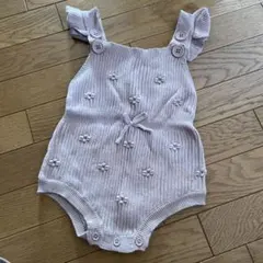 mamarakuくすみピンクリブ編みロンパース 花模様
