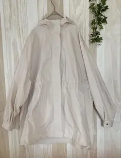 マウンテンパーカー / ハーフコート /フード付き/オーバーサイズ/ベージュ