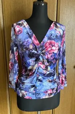 社交ダンスウェア　花柄 Vネック