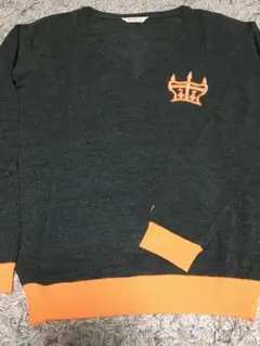 Vネック　ニット　美品