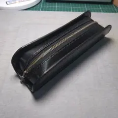ハンドメイド　牛ヌメ革ペンケース