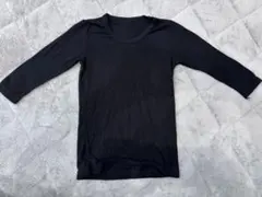 黒い長袖シャツ肌着　ヒートテック