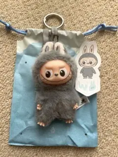 正規品 新作 LABUBU PIN FOR LOVE イニシャル 【Ｗ】