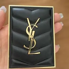 YSL クチュール ミニ クラッチ アイシャドウ パレットのサムネイル