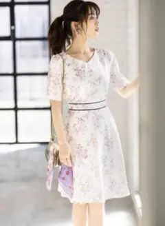 toocco 花柄 半袖 ひざ丈ワンピース