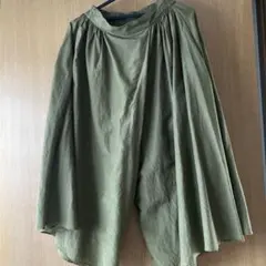 オリーブグリーン ガウチョパンツ ワイドパンツ