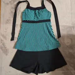 ターコイズと黒のストライプ セパレート水着